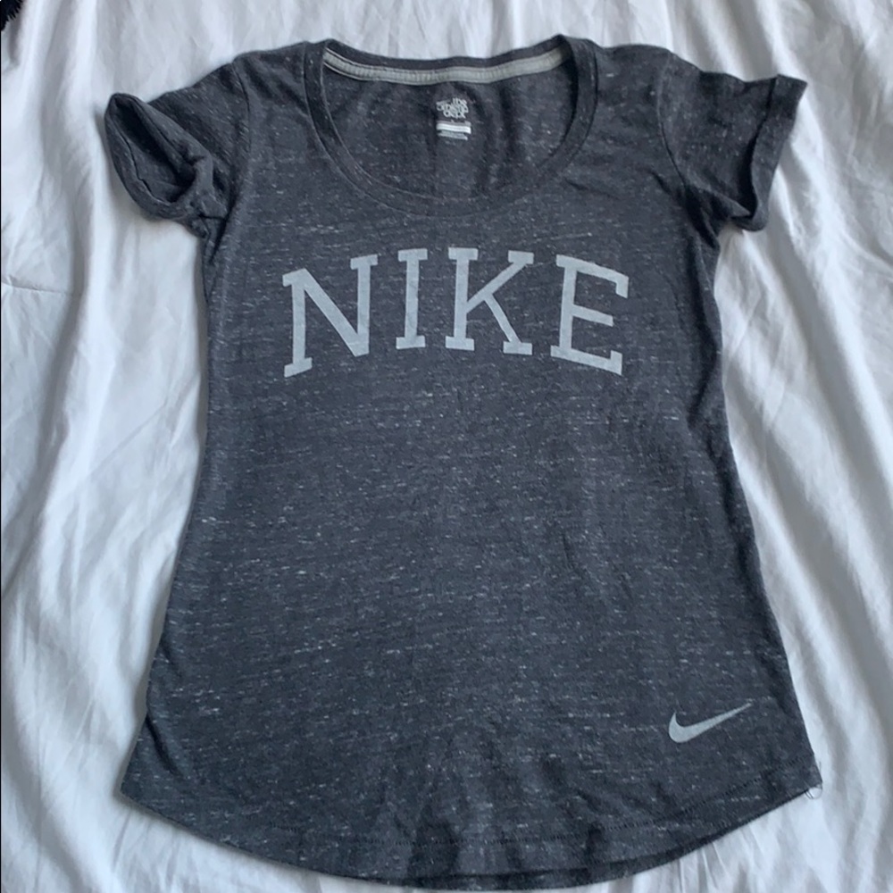 Nike Heathered Gray Rolled Sleeve T Shirt